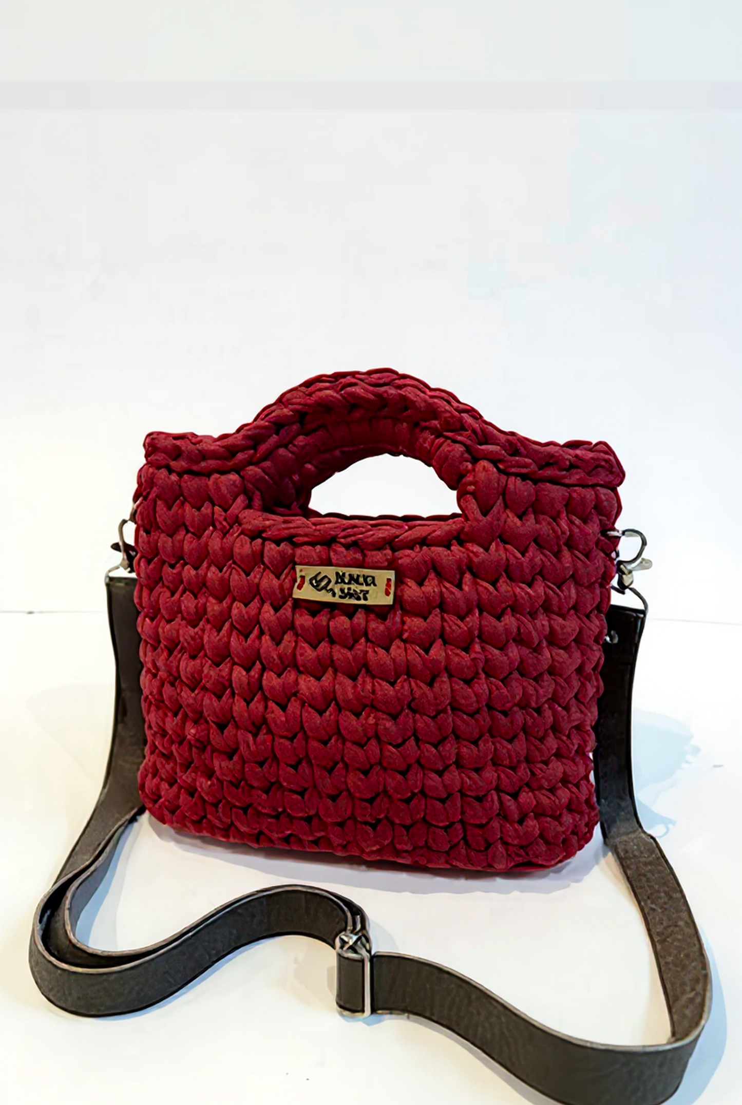 Wool medium bags