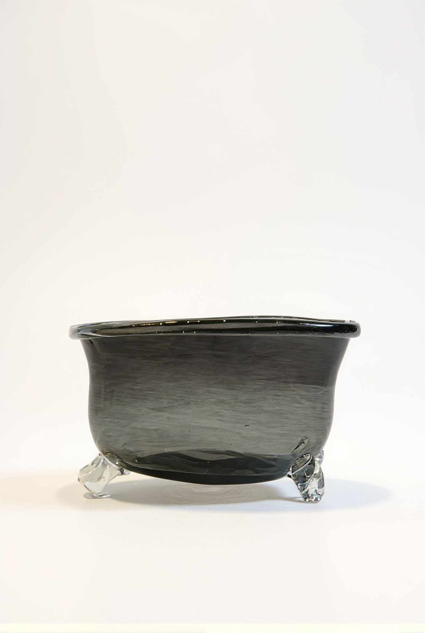 Small bathtubs